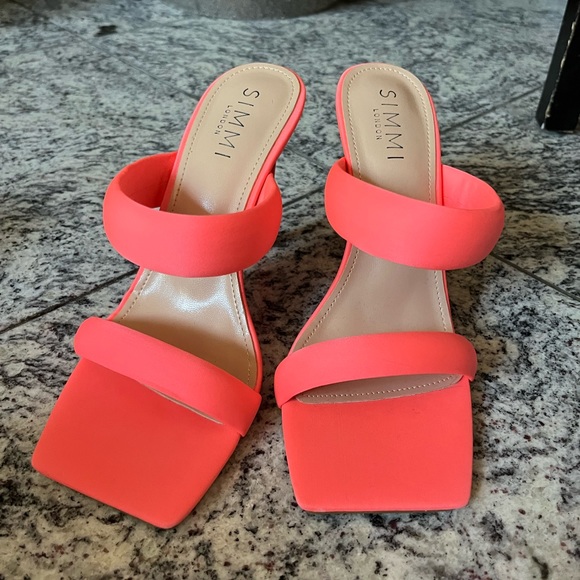 ✨NEW✨ Simmi London Neon Mules- Size 8💕 - Picture 3 of 4